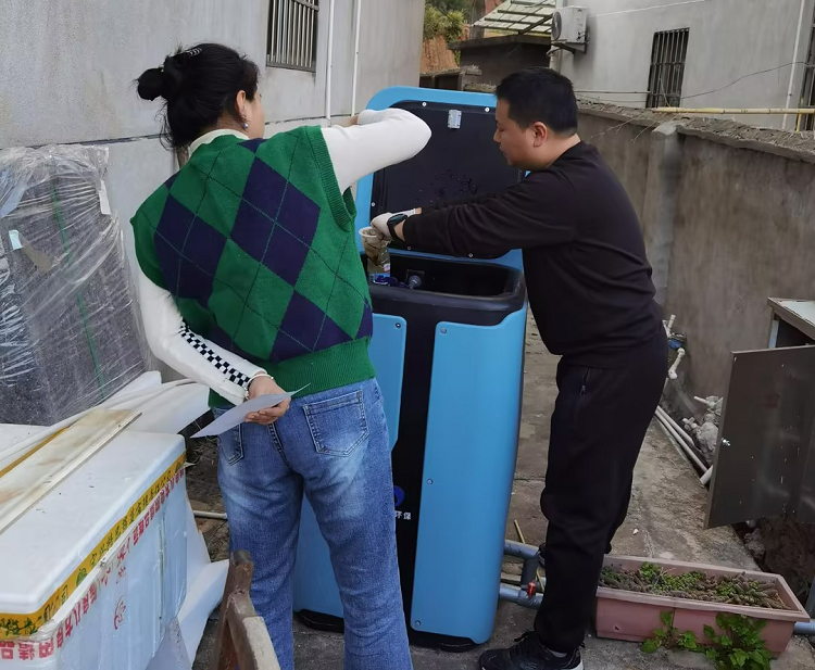 邵武市環(huán)保單位領(lǐng)導參觀我司戶用型生活污水處理設備試點